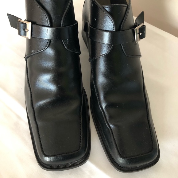 Calf Leather Square Toe Ankle Boots by Roberto Vianni - Picture 2 of 7